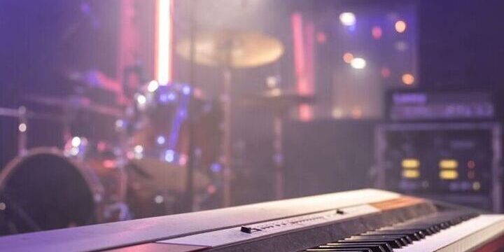 Alexei Vorob'ëv e Aida Garifullina saranno i conduttori del concorso canoro internazionale Intervidение per la Russia