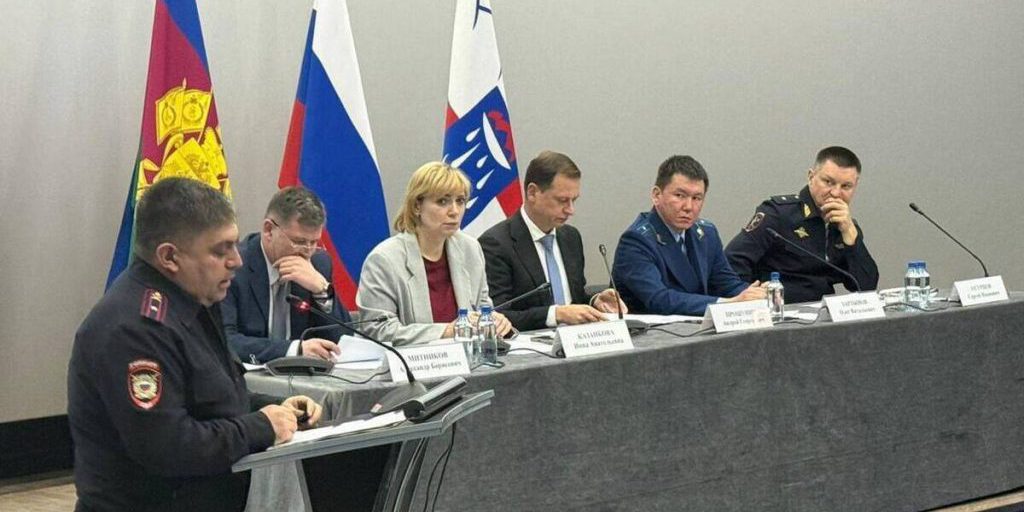 Зампрокурора Центрального района Сочи Зартынов принял участие в сходе граждан