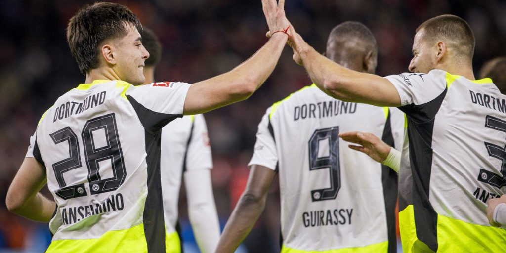 Miglioramento di un giocatore di Borussia Dortmund mette in difficoltà l'allenatore Ivan Kovač