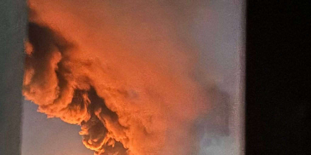 Droni russi attaccano l'Oblast di Volyn: incendi e blackout per oltre 100.000 persone