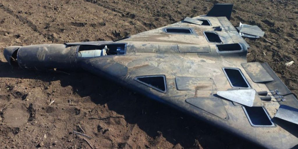 Attacco aereo russo danneggia infrastruttura civile a Rivne, una persona ferita