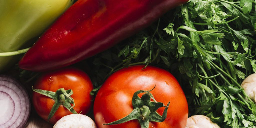 Пензенцам рекомендуют отказаться от покупки овощей и фруктов с дефектами