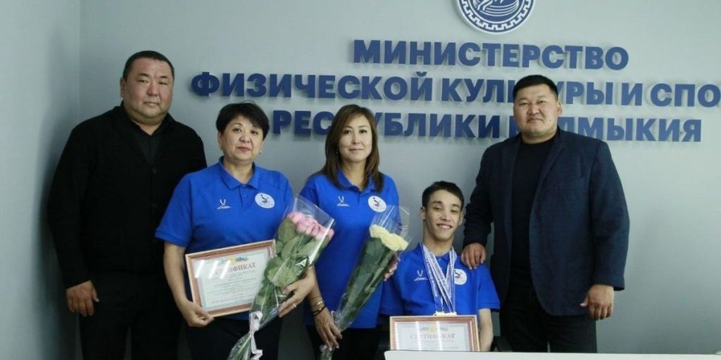 Incontro a Elista con i Vincitori dei Campionati Russi: Celebrazione e Pianificazione per il Futuro dello Sport nella Regione