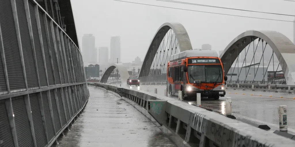 ABD: incendio provoca numerose vittime e chiusura di molte strade