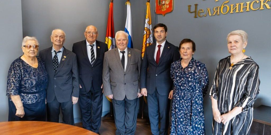 Premi per tre abitanti di Čeljabinsk: un riconoscimento per il loro contributo alla città