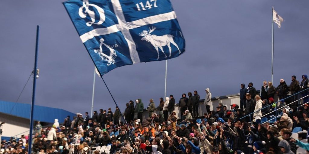 Футбольный клуб «Динамо-Вологда» оштрафован за поведение болельщиков и тренера