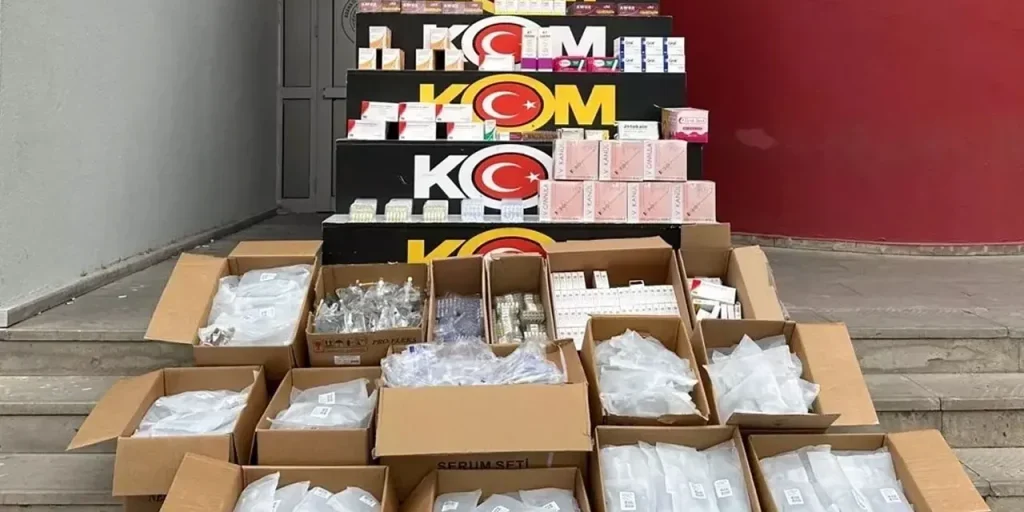 Tre sospetti di interventi medici illegali arrestati a Adana