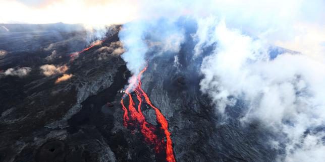 Eruption imminente del Piton de la Fournaise a La Réunion: allerta 1 attivata e accesso vietato