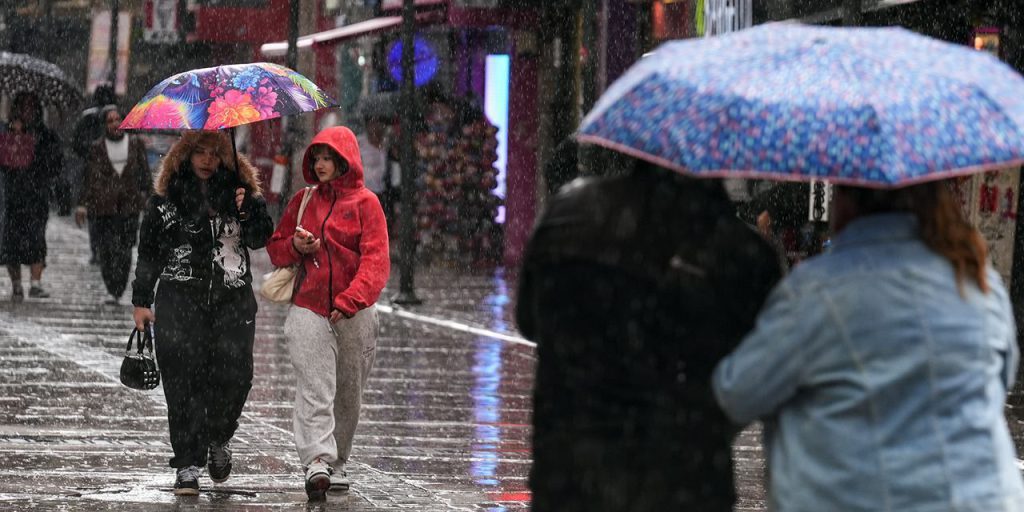 Pioggia Forte in Arrivo a Istanbul: Previsioni e Precauzioni per la Sicurezza Pubblica