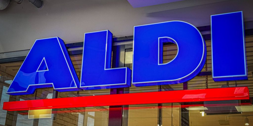 Aldi riduce i prezzi della carne ma aumenta quelli delle uova: effetti sul mercato alimentare