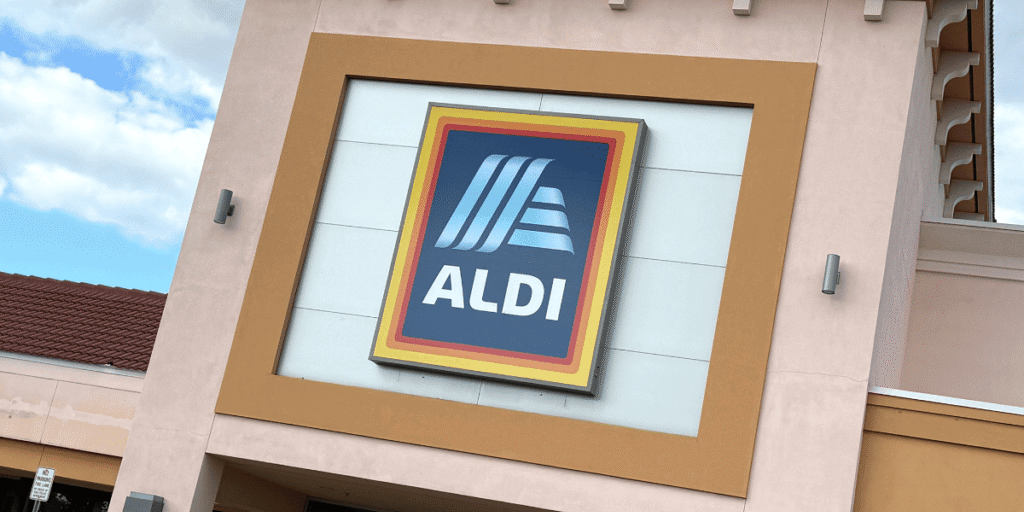 Aldi avvisa clienti: prodotto potenzialmente contaminato da schegge di vetro
