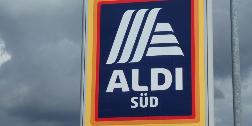Aldi in Nord Reno-Westfalia: Una Decisione Inaspettata e le Sue Possibili Ripercussioni