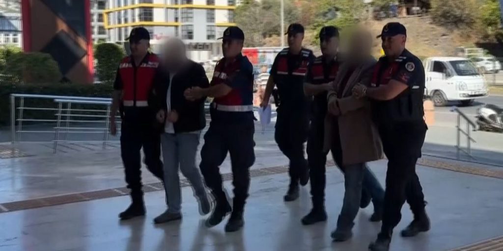 Almanya'da yaşayan gurbetçinin arsasını, 24 milyona sattılar! Sahte pasaport çetesi çökertildi