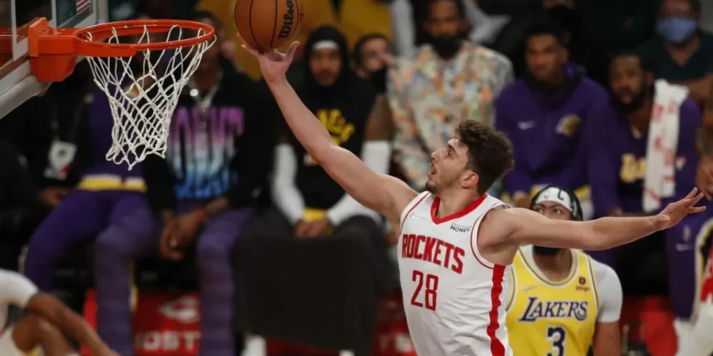 Alperen Şengün ottiene double‑double mentre i Rockets sconfiggono i Lakers 117‑96