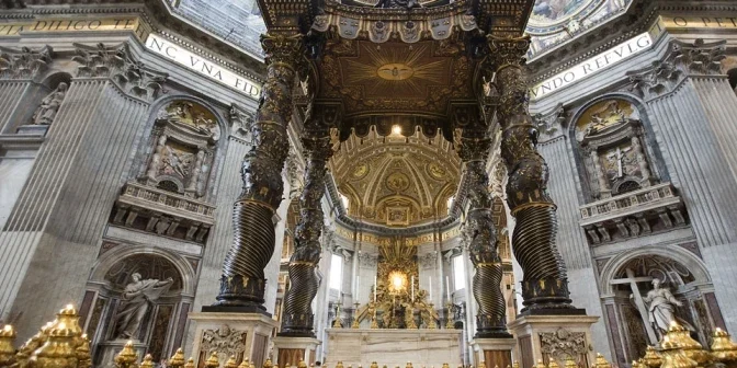 Profanazione nella Basilica di San Pietro: il Cardinale Gambetti presiede un atto di riparazione dopo l'incidente