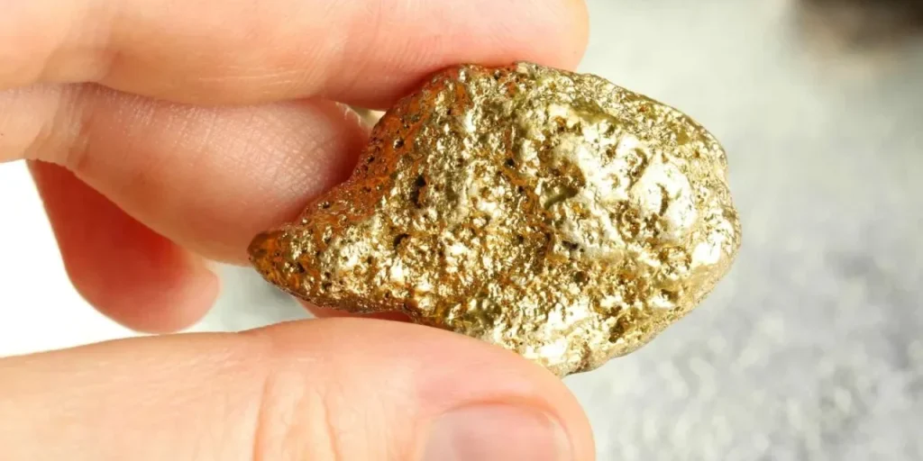 Scoperto un enorme deposito d'oro di oltre 100 tonnellate in Costa d'Avorio