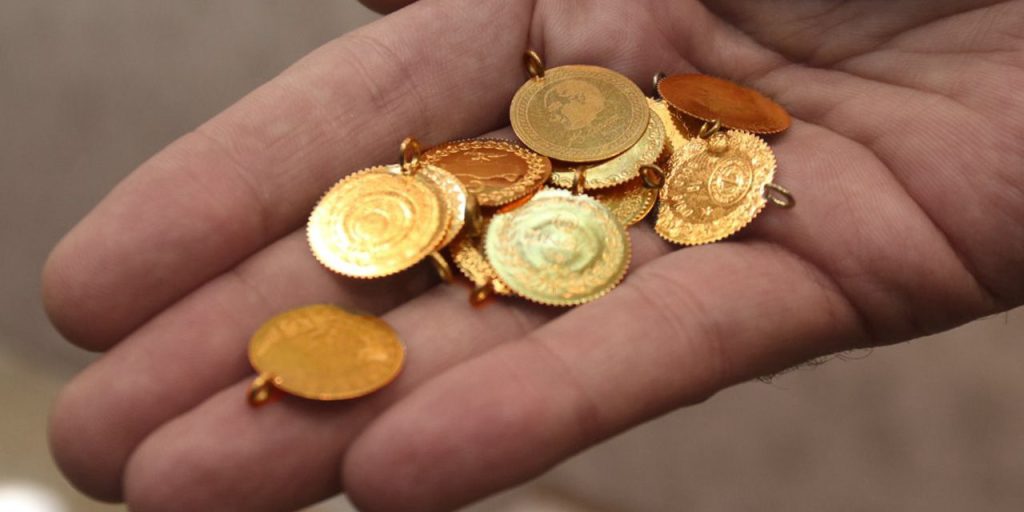 Altın yeni haftaya da rekorla başladı! Ons fiyatı 4 bin dolara doğru...