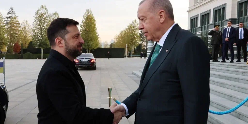 Erdoğan e Zelensky si incontrano per un pranzo di lavoro e conferenza stampa