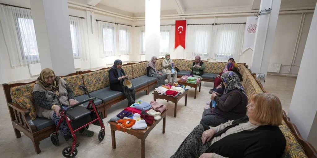 In Turchia, la legge può obbligare i figli a prendersi cura dei genitori anziani: responsabilità penale per la solitudine