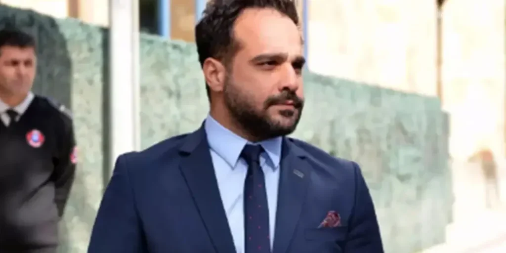 Vice presidente di Avcılar muore per suicidio dopo tuffo da ponte; fratello è stato già vittima di suicidio l'anno precedente