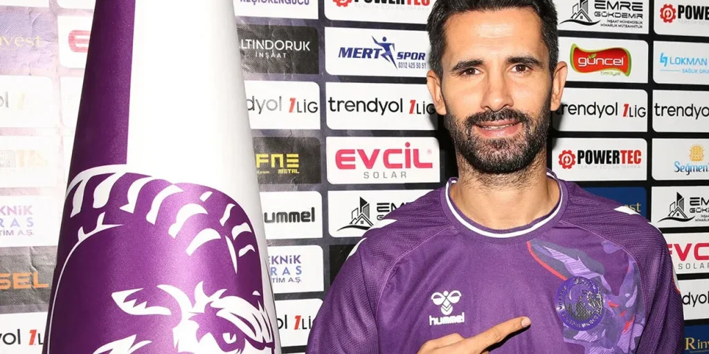 Emre Gökdemir lascia il Keçiörengücü dopo cinque partite