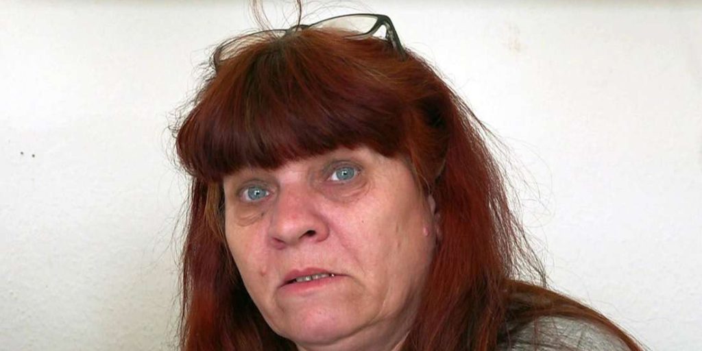 Petra, beneficiaria del Bürgergeld, chiede assistenza per la figlia Selina e affronta un conflitto con la sua assistente