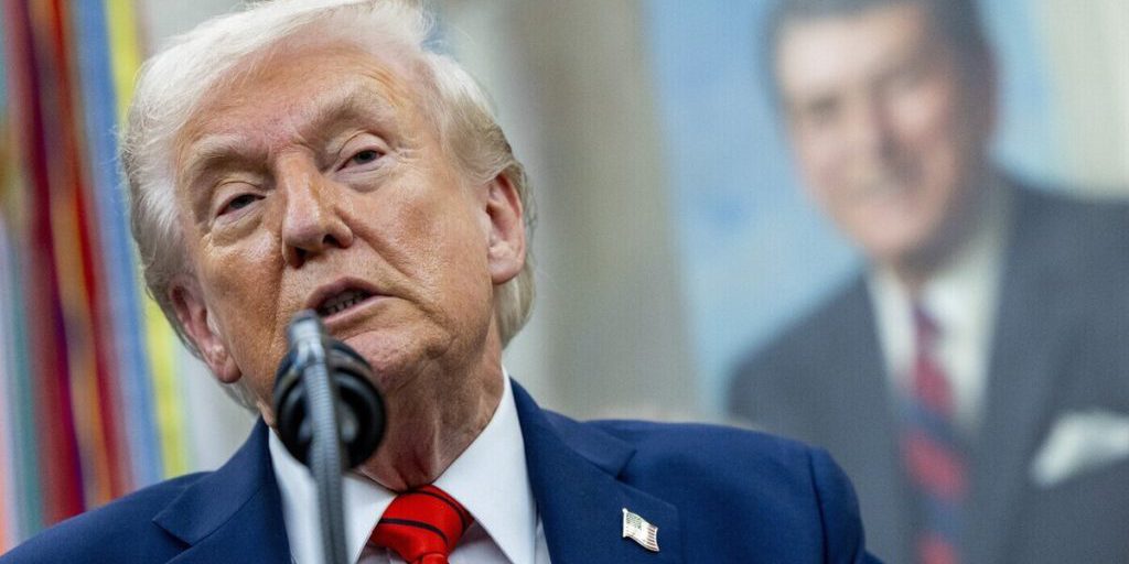 Трамп сообщил подробности встречи с Путиным на Аляске