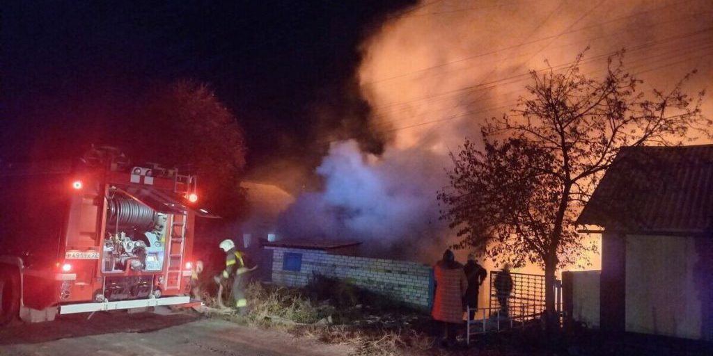 Один человек погиб и другой пострадал при страшном пожаре в Рубцовске