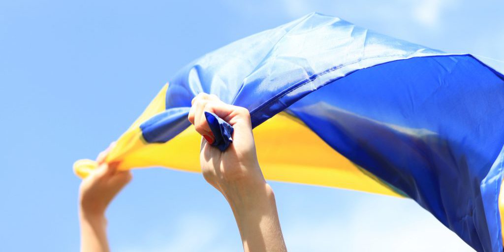 Ritorno a casa per due giovani ucraini dopo anni di occupazione russa