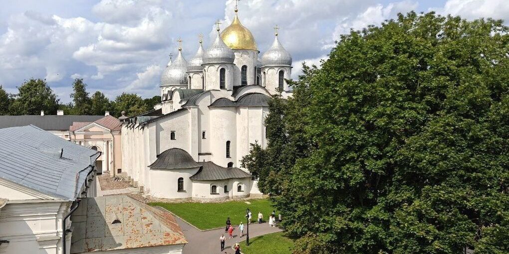 Previsioni Meteo per la Regione di Novgorod: Temperature in Aumento e Possibilità di Piogge nel Fine Settimana