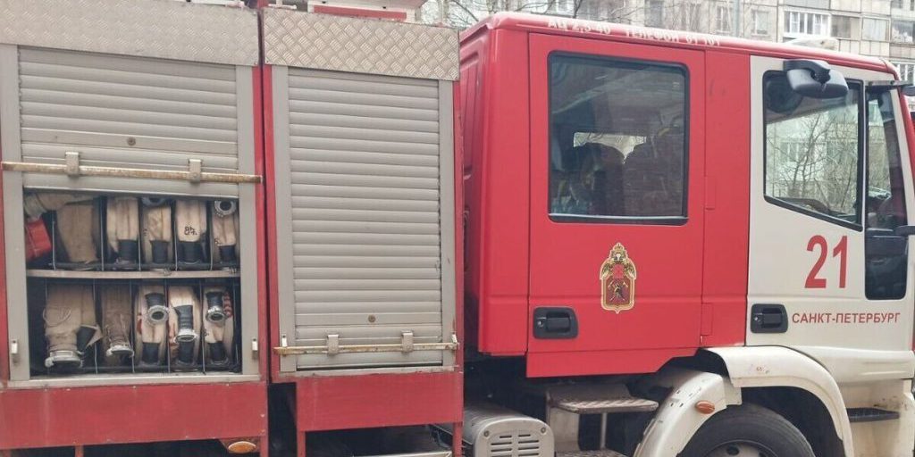 Incendio a San Pietroburgo due bambini feriti in un appartamento