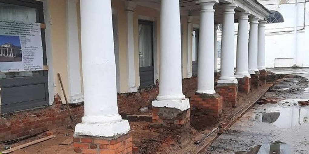 Restauro del Gostiny Dvor a Costroma: un passo avanti per la conservazione del patrimonio storico e culturale