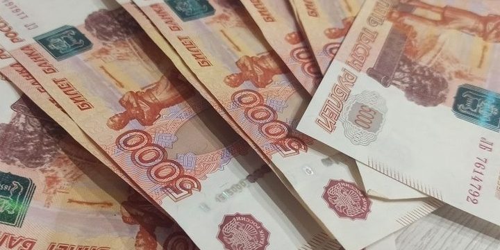 Truffa a Ivanovo: anziana di 90 anni perde mezzo milione di rubli a causa di moshennici senza scrupoli