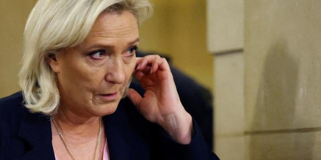 Marine Le Pen dichiara di non aver commesso alcun reato durante il processo d'appello a Parigi