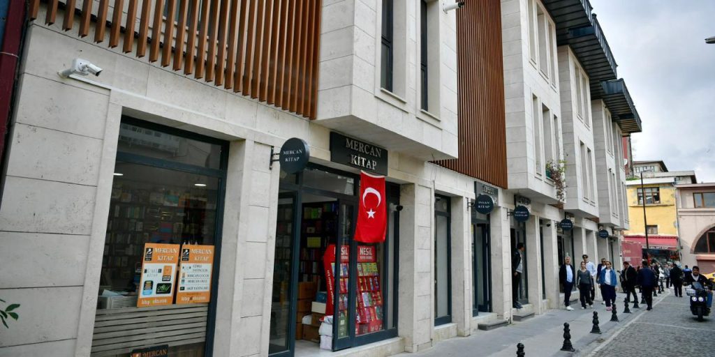 Cağaloğlu Rinascita Culturale: Il Progetto Kitapçılar Sokağı per Rivitalizzare il Cuore della Vita Editoriale