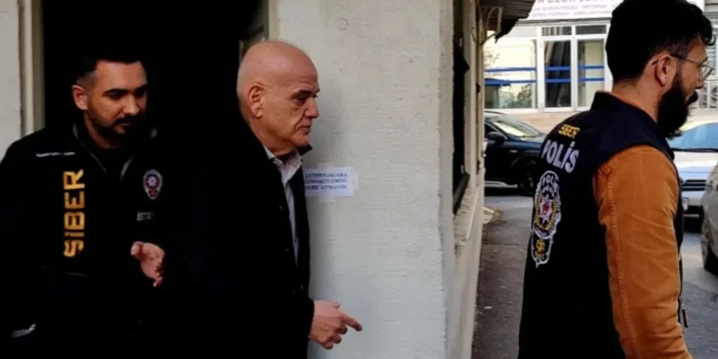 Ex arbitro Ahmet Çakar portato in ospedale dopo l'arresto per indagine sul betting calcistico