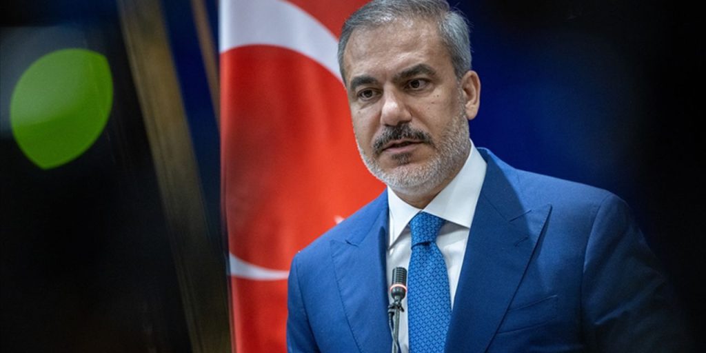 Turchia pronta a svolgere ruolo di garante in Palestina: le dichiarazioni del Ministro degli Esteri Fidan