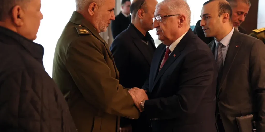 Condoglianze del Ministro della Difesa turco per i funzionari presenti al funerale del delegato militare libico