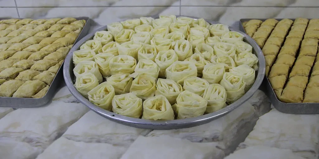 Mi dispiace, ma non dispongo del testo dell’articolo “GAZİANTEP' E RAKİP Mİ GELİYOR?”. Per poter creare un titolo informativo adeguato, avrei bisogno di conoscere il contenuto originale. Se puoi fornirmi il testo completo, sarò lieto di aiutarti.