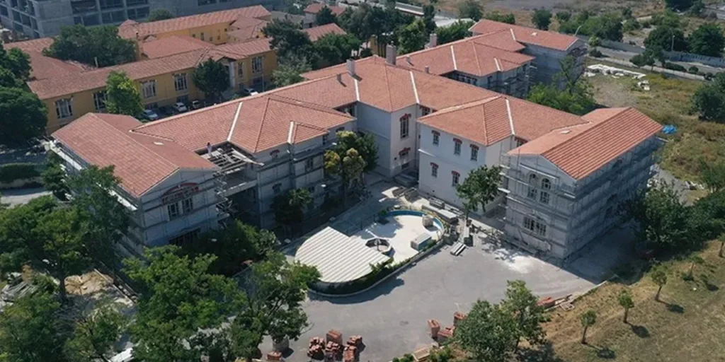 Arresti al Balıklı Rum Hospital per presunto abuso di prescrizioni mediche