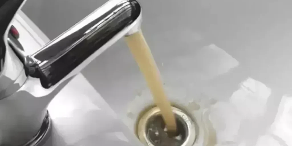 Livello delle dighe di Istanbul scende al minimo degli ultimi 10 anni: acqua sporca nei rubinetti a causa di lavori operativi