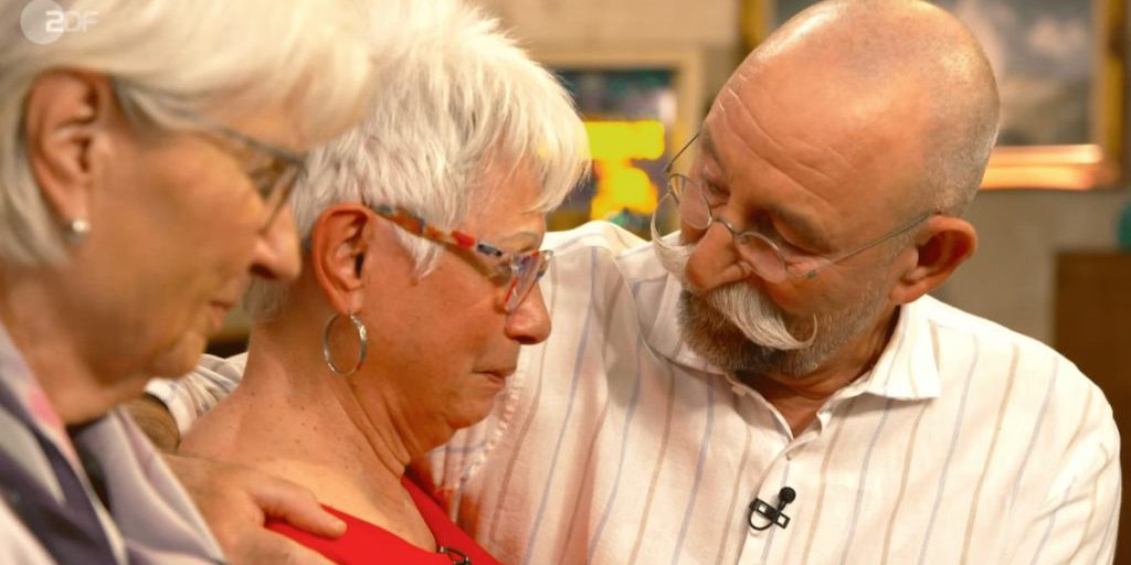 Donna di Colonia porta un braccialetto di mendicanti al programma “Bares per Rares” e Horst Lichter cerca di consolarla