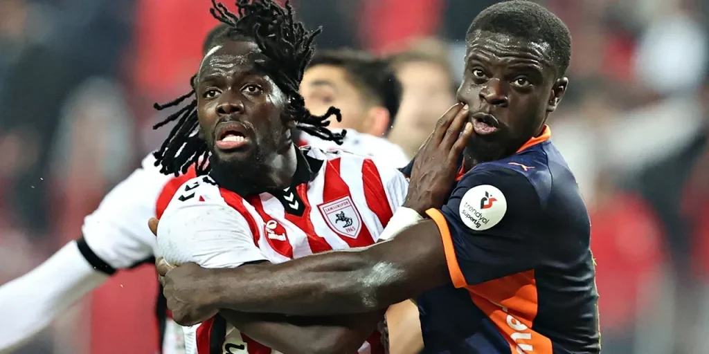 Başakşehir vince 2-0 contro Samsunspor in vista della sfida con Galatasaray