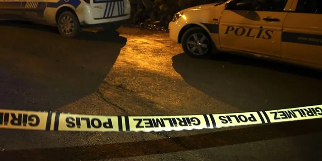 Uomo di 33 anni uccide il padre a Baman: intervento rapido delle autorità dopo segnalazione di suono d'arma