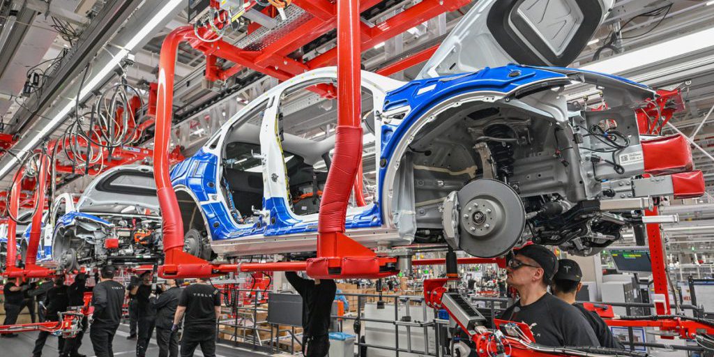 L'industria automobilistica europea sotto attacco: la minaccia cinese e le possibili conseguenze per l'economia e l'occupazione