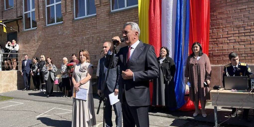 La scuola più antica di Alagir compie 85 anni: un traguardo importante per l'istruzione e la comunità locale
