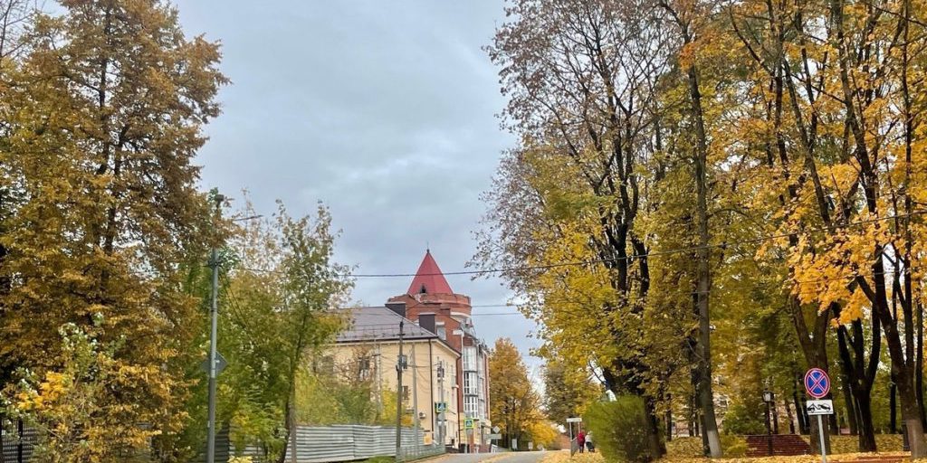 Previsioni Meteo per Smolensk il 14 ottobre 2025: Fresco e Umidità Caratterizzeranno la Giornata