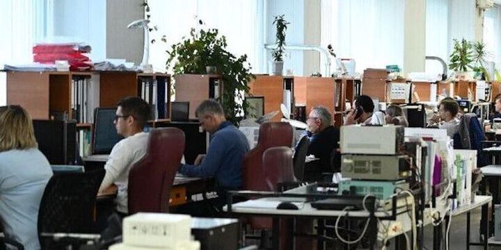 Flirt sul posto di lavoro: quasi la metà degli abitanti di Chelyabinsk si oppone alle multe