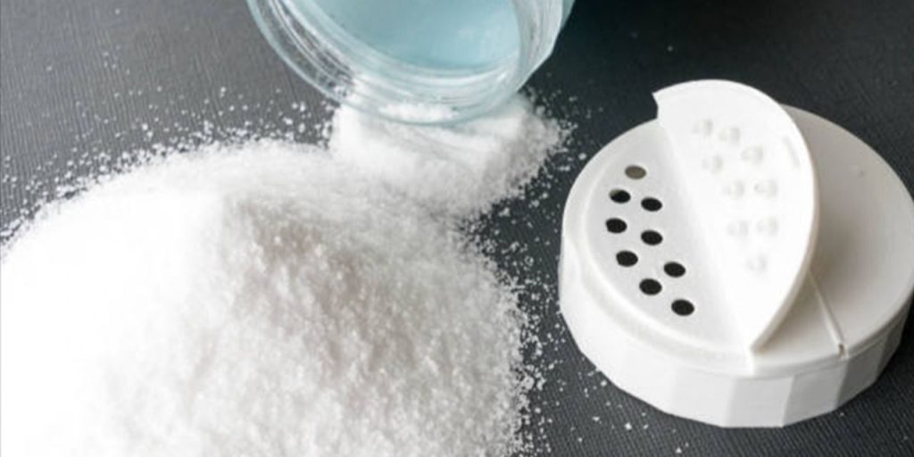 Caso Johnson &amp; Johnson: 3000 persone denunciano la presenza di asbesto nella poudre per bebè