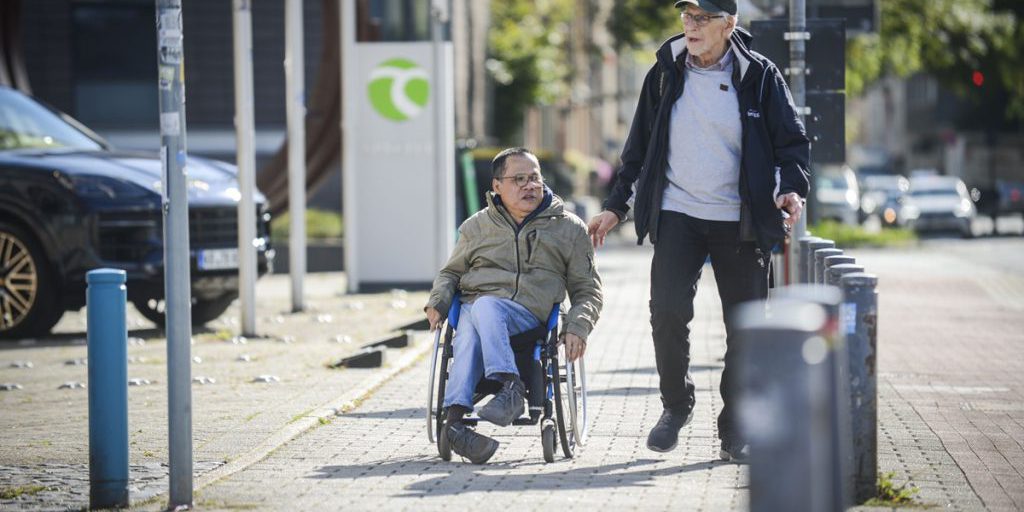 Es geschah im Morgengrauen – fieser Angriff auf Rollstuhlfahrer in Duisburg